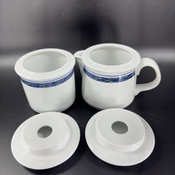 Dansk New Scandia Porcelain Trellis Floral Sugar And Creamer Blue White Set 2 - Picture 13 of 14